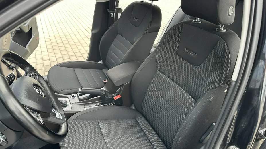 SKODA Octavia -