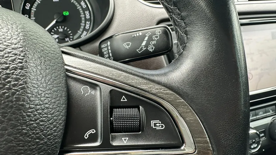 SKODA Octavia -