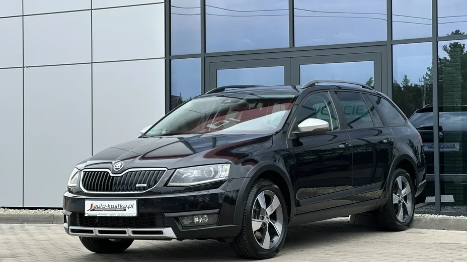 SKODA Octavia -