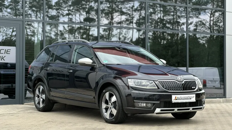 SKODA Octavia -