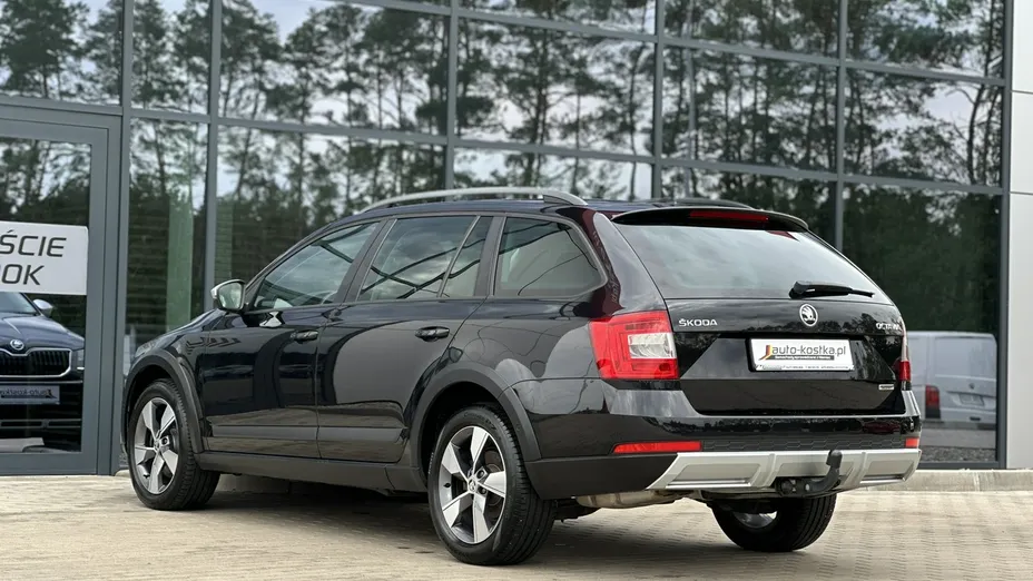 SKODA Octavia -