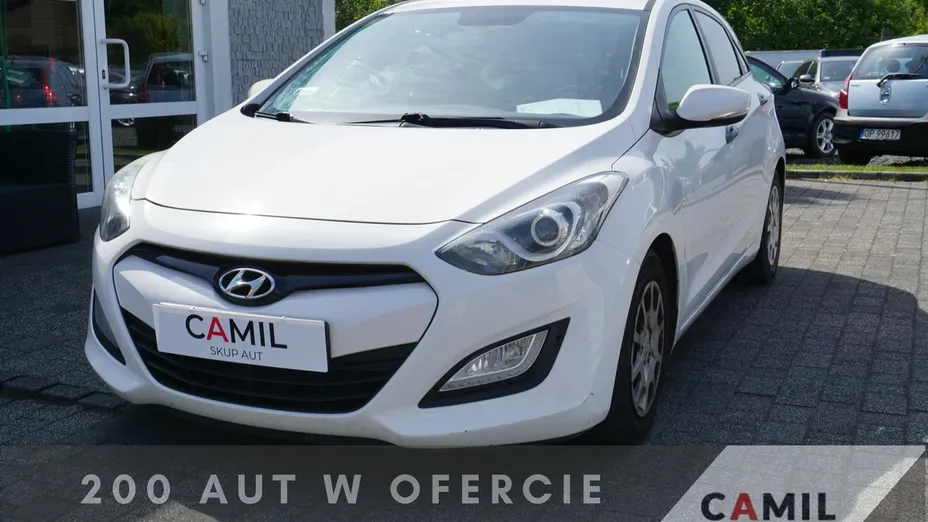 HYUNDAI i30 -