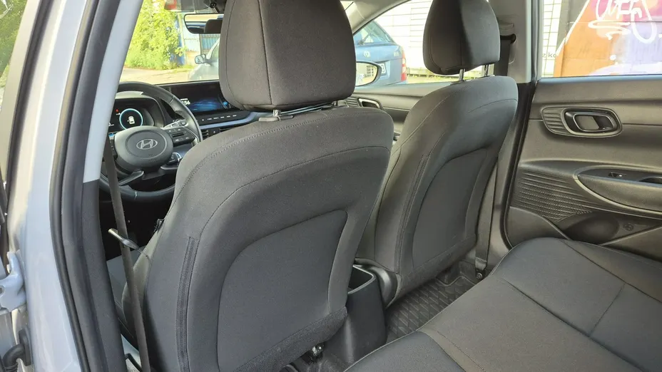 HYUNDAI i20 -