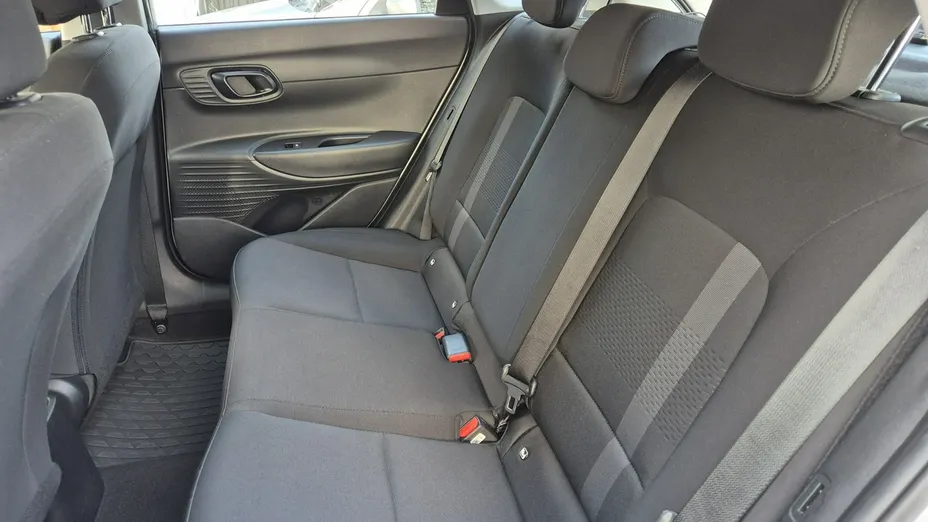 HYUNDAI i20 -