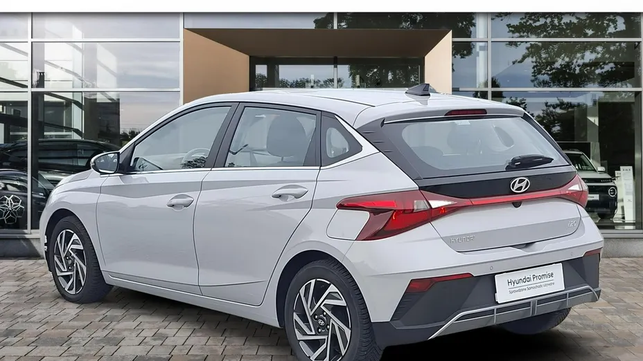 HYUNDAI i20 -