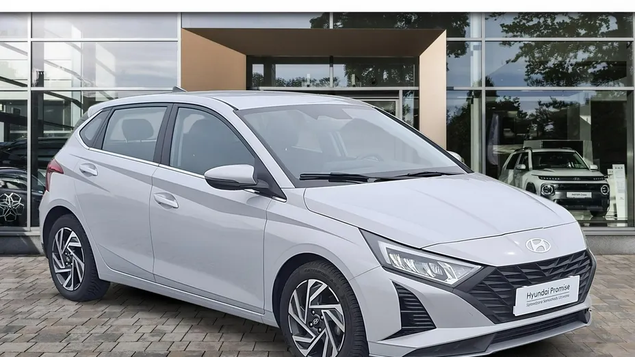 HYUNDAI i20 -