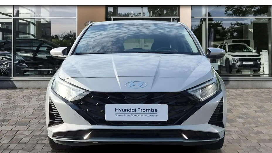 HYUNDAI i20 -