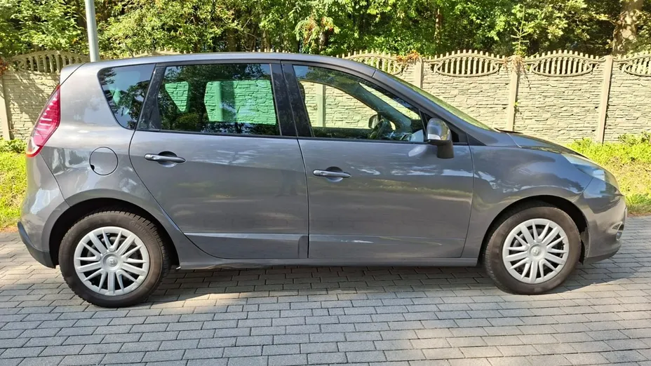 RENAULT Megane -