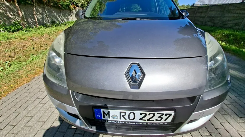 RENAULT Megane -