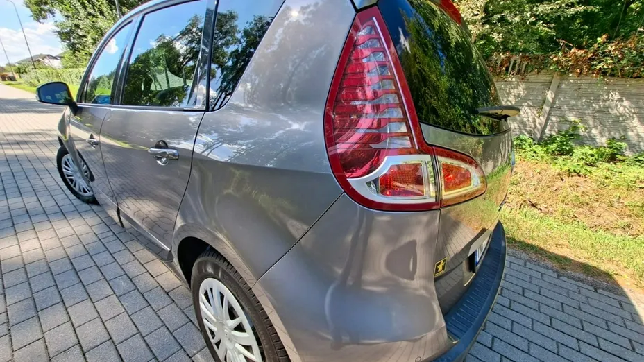 RENAULT Megane -