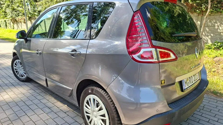 RENAULT Megane -