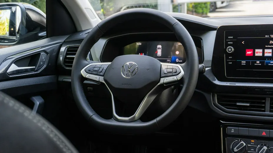 VOLKSWAGEN T-Cross -