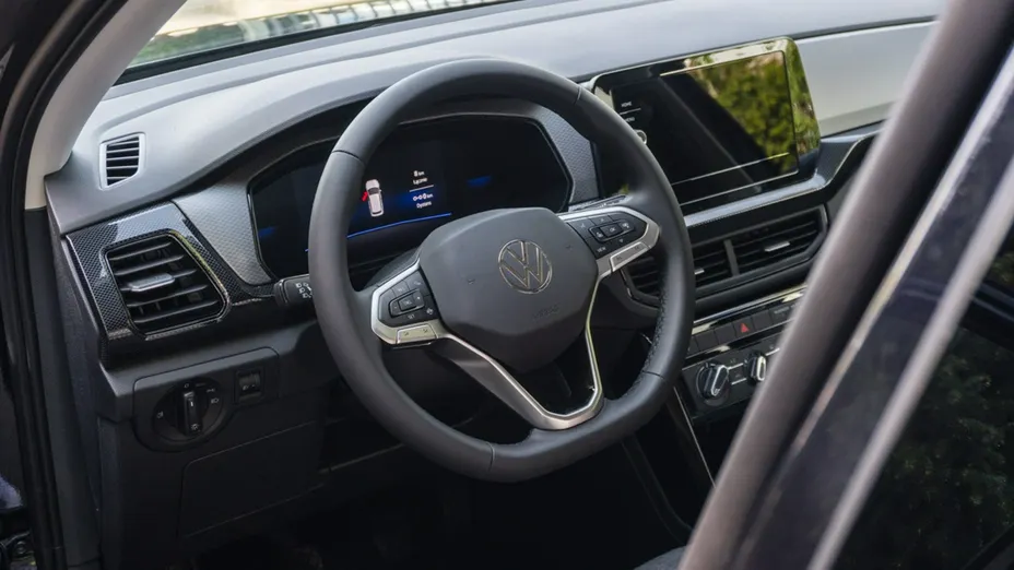 VOLKSWAGEN T-Cross -