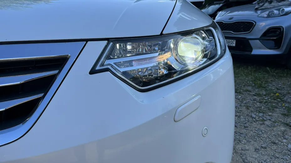 HONDA Accord -