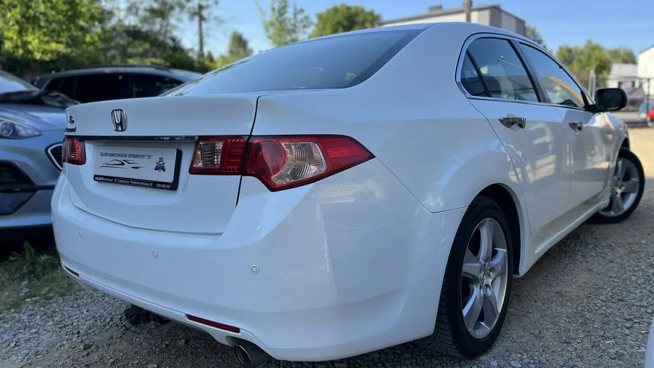 HONDA Accord -