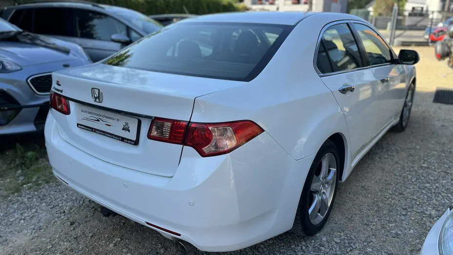 HONDA Accord -