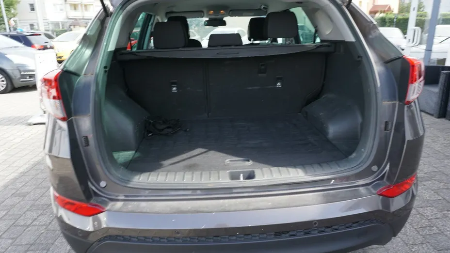 HYUNDAI Tucson -