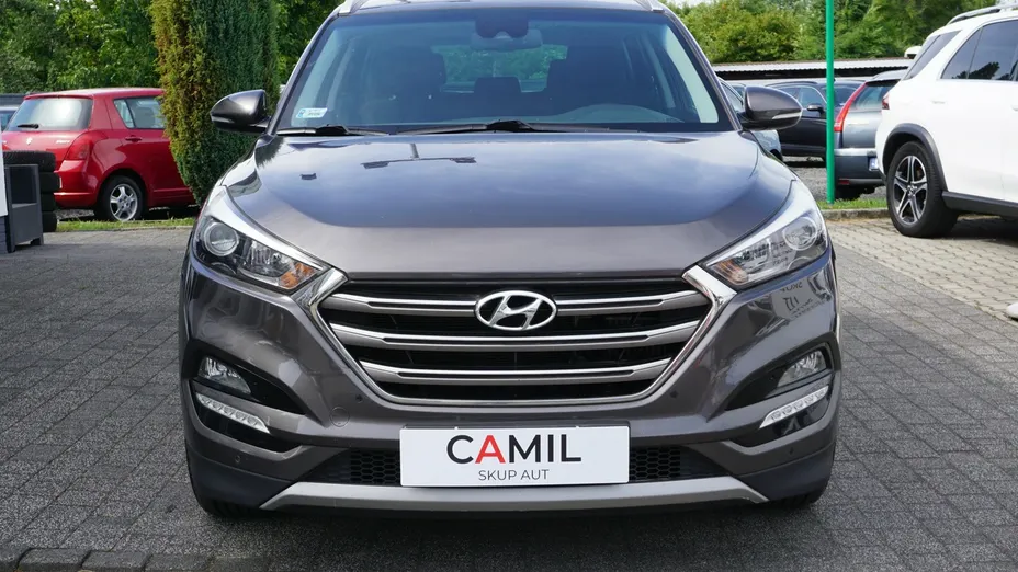 HYUNDAI Tucson -