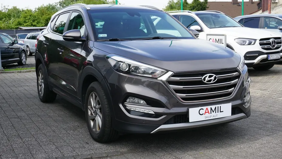 HYUNDAI Tucson -