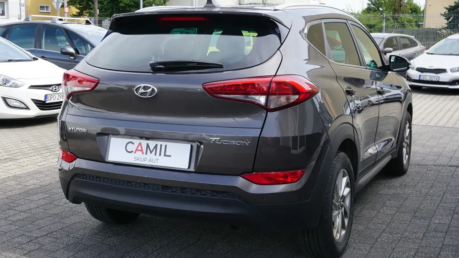 HYUNDAI Tucson -