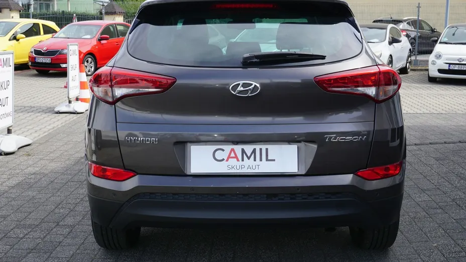 HYUNDAI Tucson -