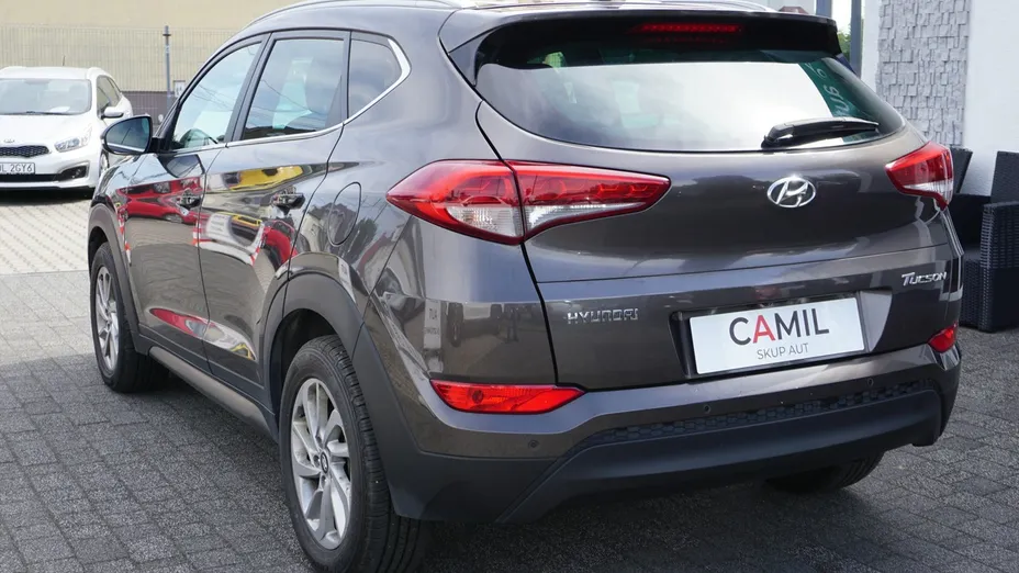 HYUNDAI Tucson -