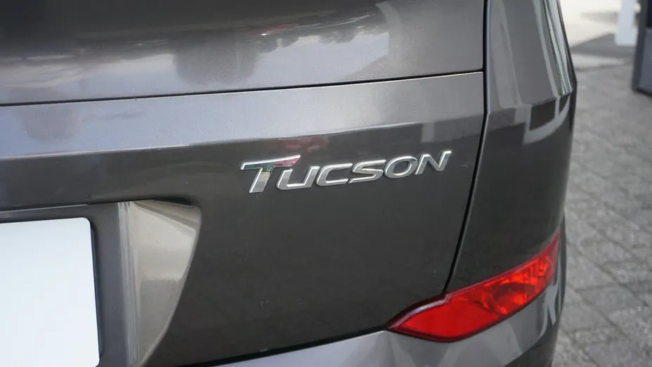 HYUNDAI Tucson -