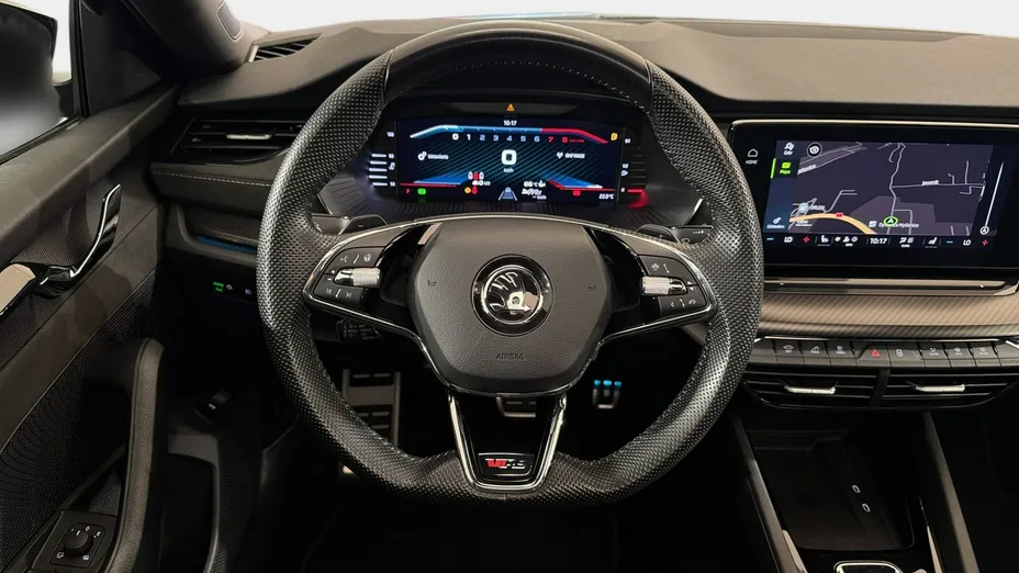 SKODA Octavia -