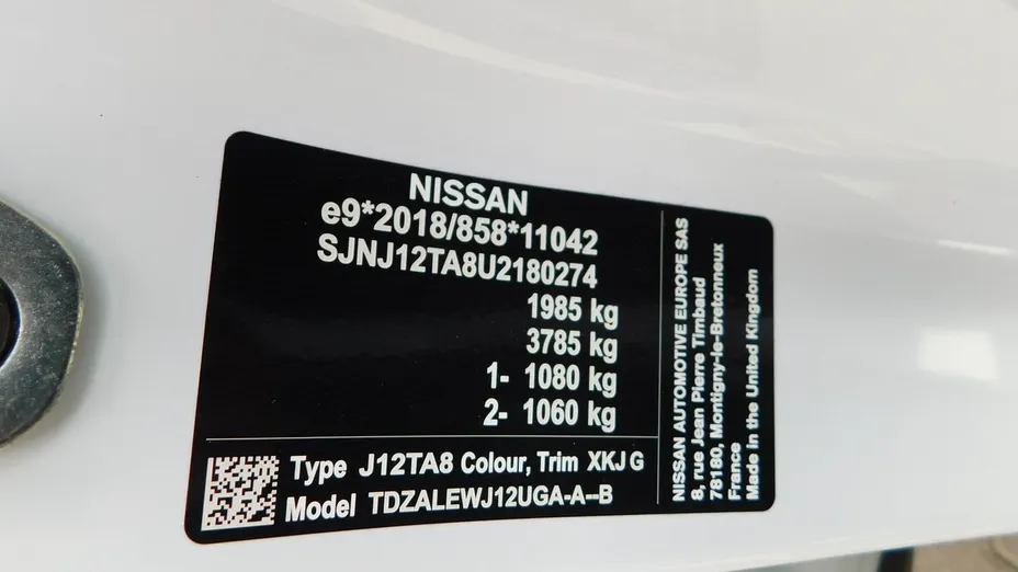 NISSAN Qashqai -
