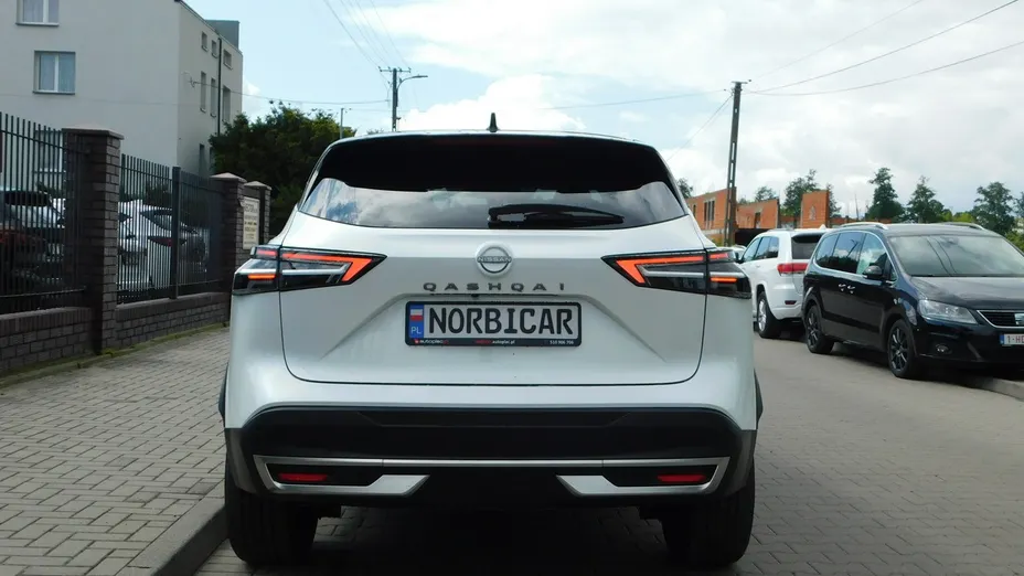 NISSAN Qashqai -