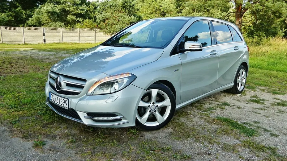 MERCEDES-BENZ B Klasa -