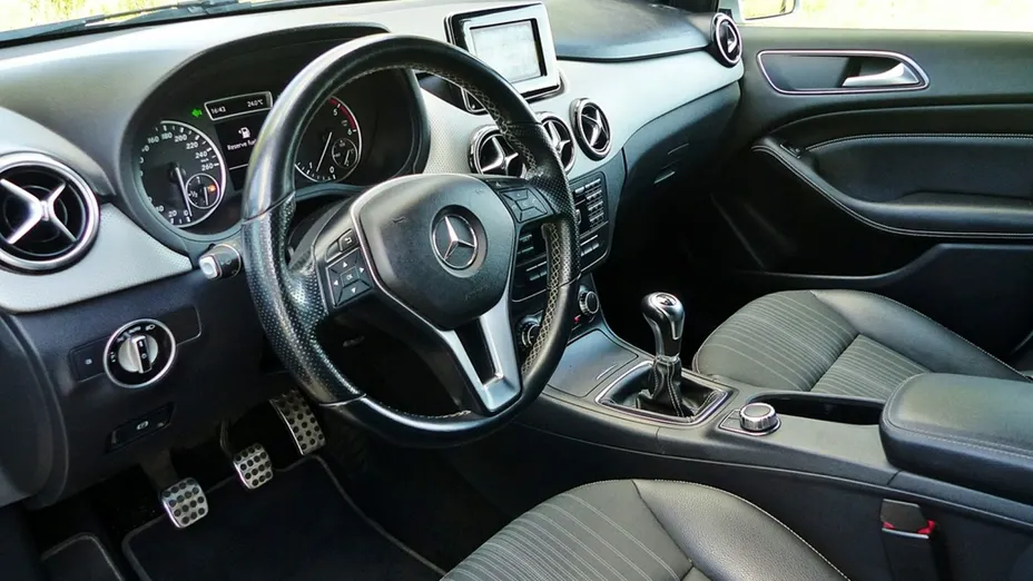MERCEDES-BENZ B Klasa -