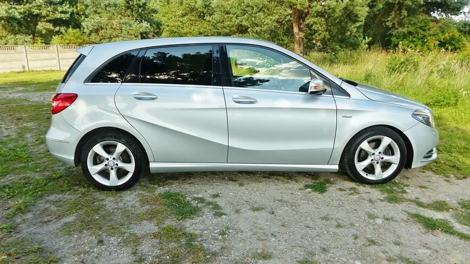 MERCEDES-BENZ B Klasa -