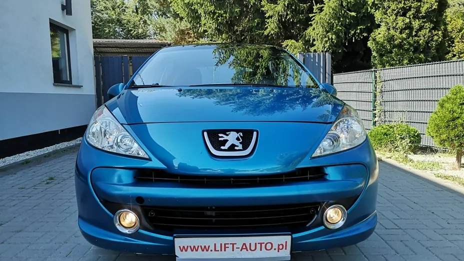 PEUGEOT 207 -