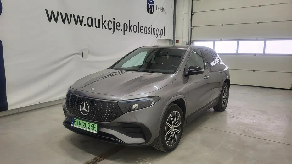 MERCEDES-BENZ EQA -