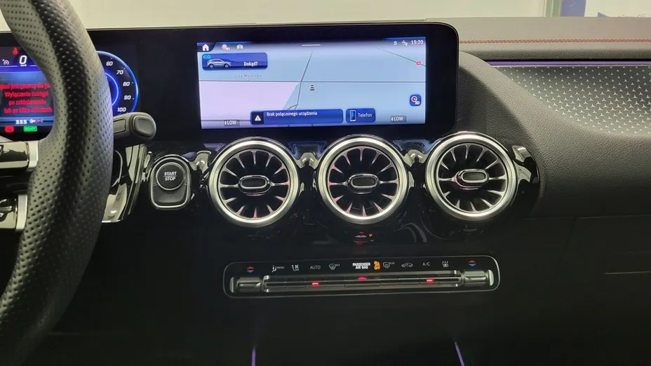 MERCEDES-BENZ EQA -