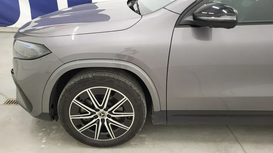 MERCEDES-BENZ EQA -