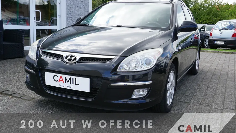 HYUNDAI i30 -