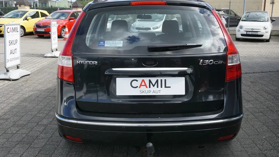 HYUNDAI i30 -