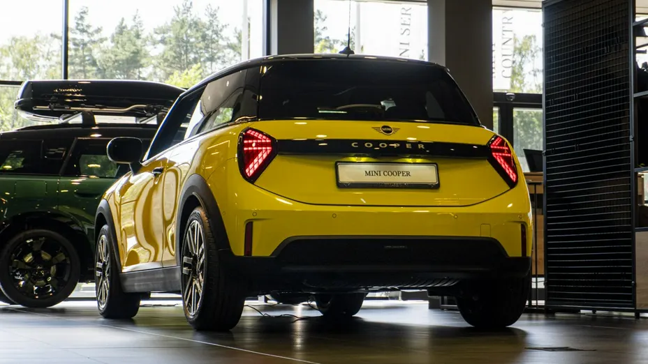MINI Cooper -
