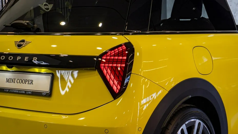 MINI Cooper -
