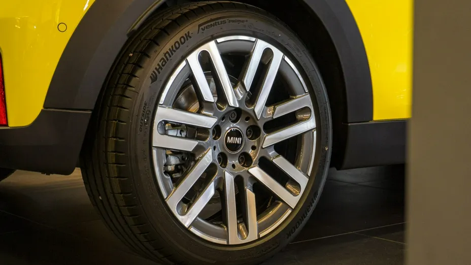 MINI Cooper -