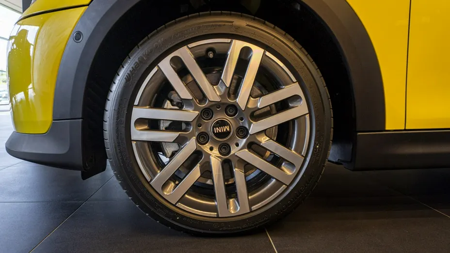 MINI Cooper -