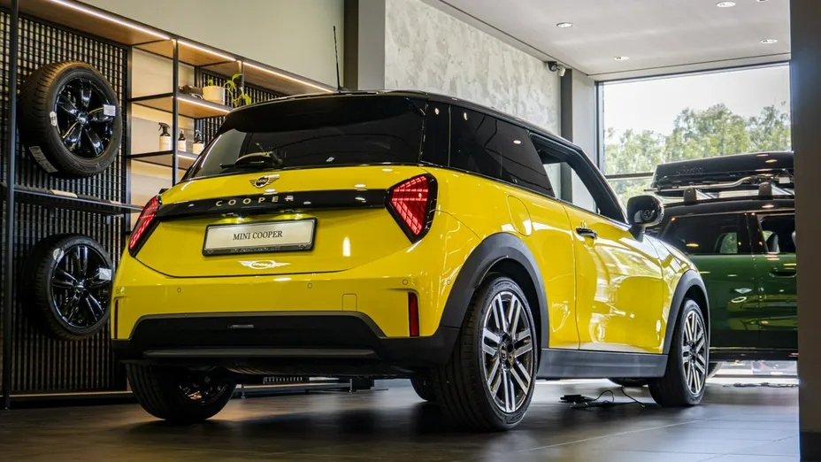 MINI Cooper -