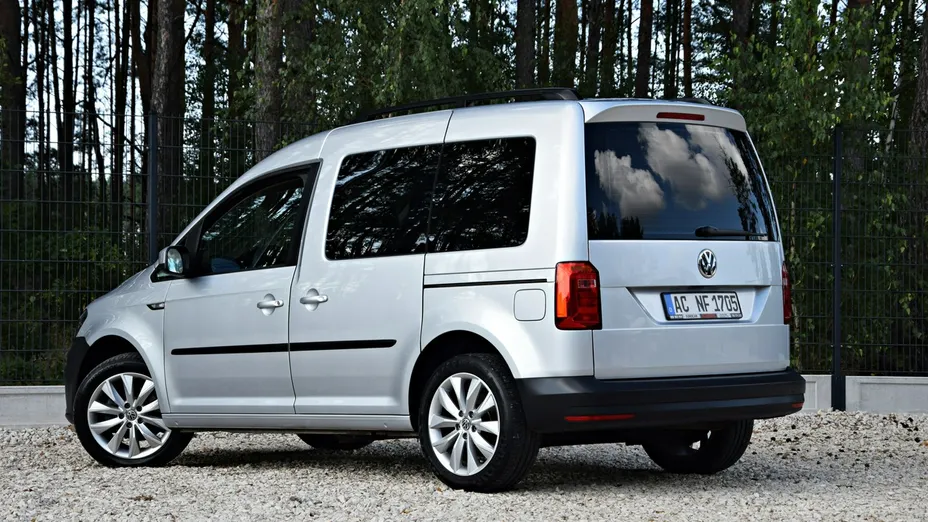 VOLKSWAGEN Caddy -