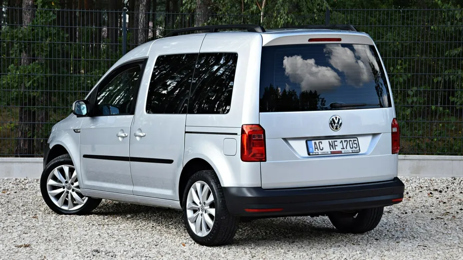 VOLKSWAGEN Caddy -