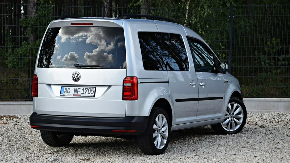 VOLKSWAGEN Caddy -