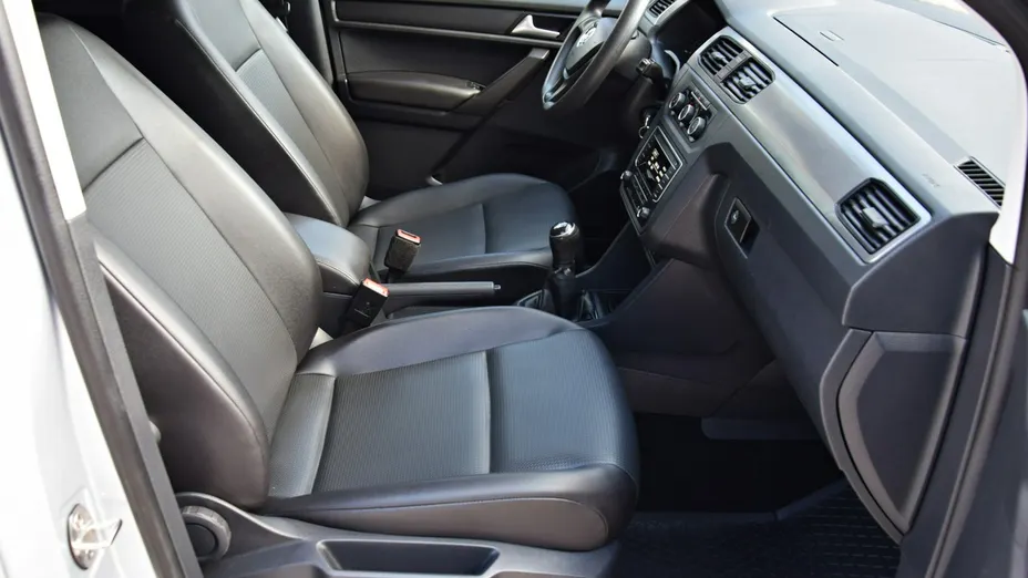VOLKSWAGEN Caddy -