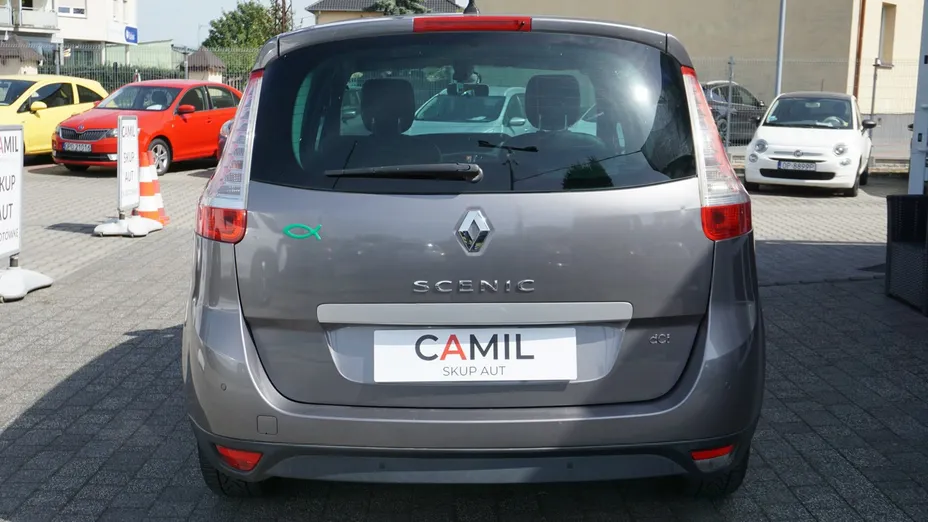 RENAULT Scenic -