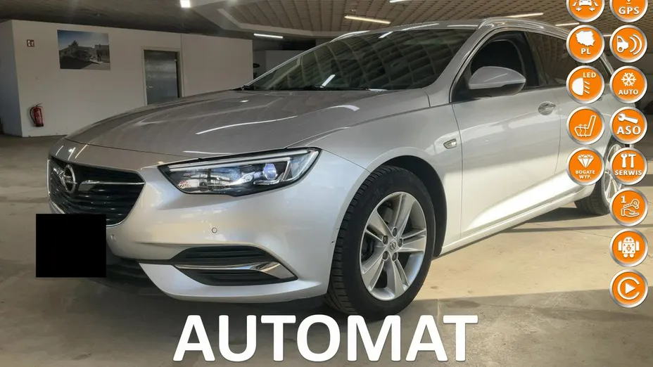 OPEL Insignia -